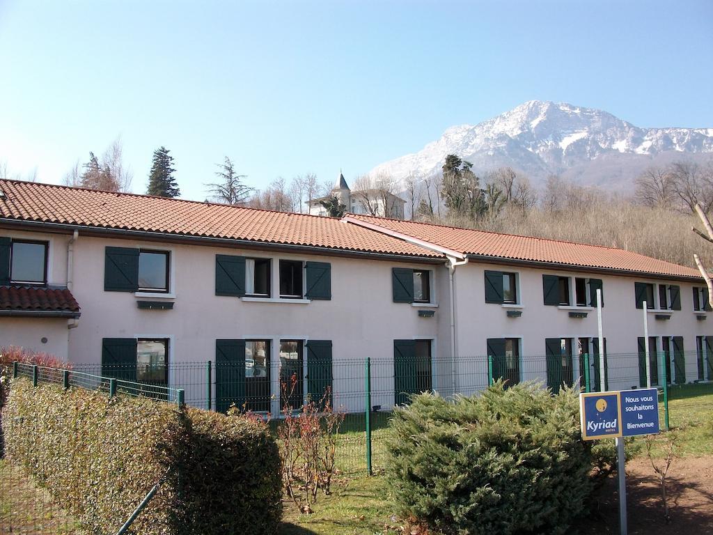 Kyriad Grenoble Sud - Сесен Экстерьер фото